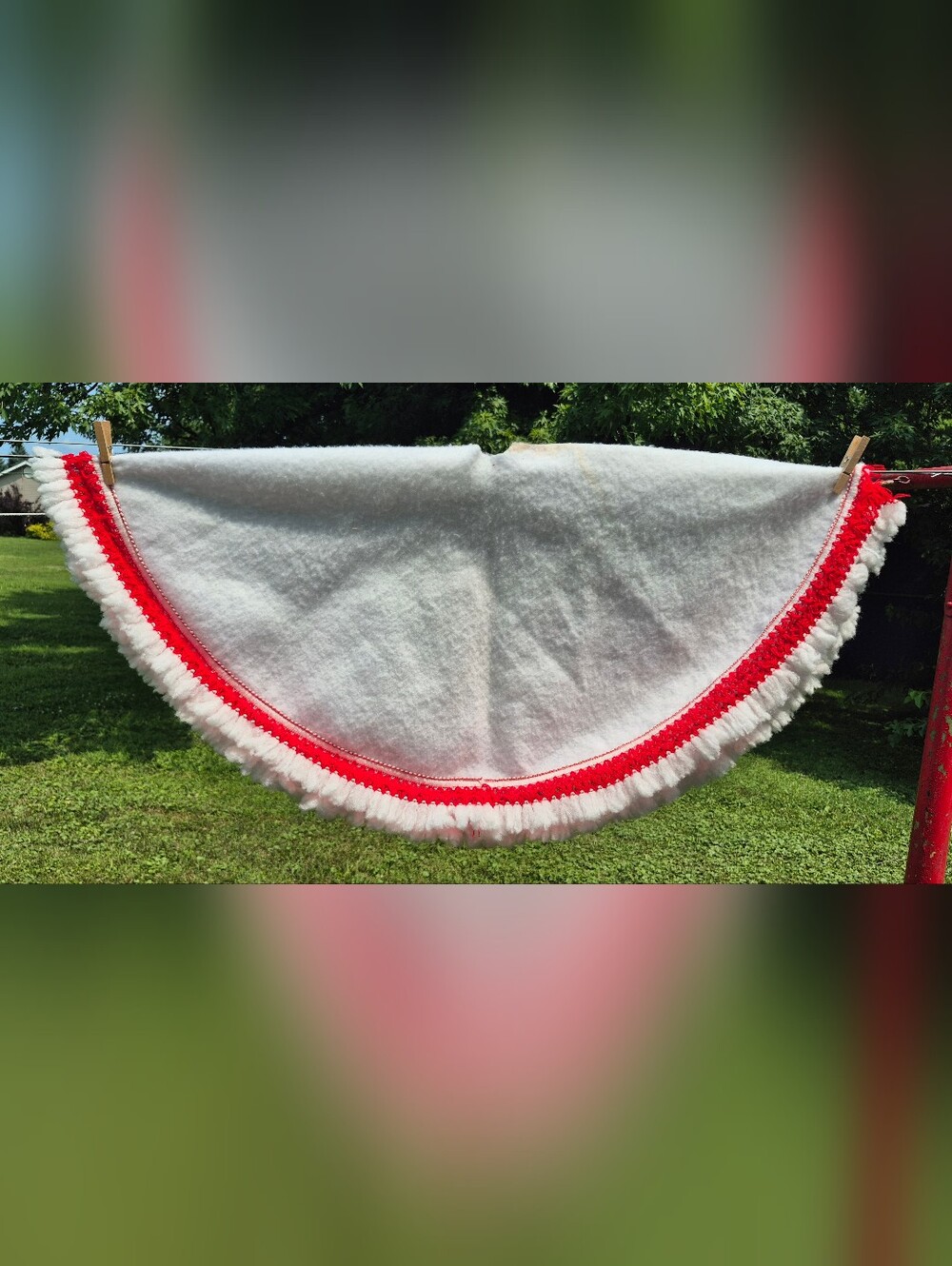 Vintage White Felt Christmas Tree Skirt Red White Crochet Fringe Holiday Decor